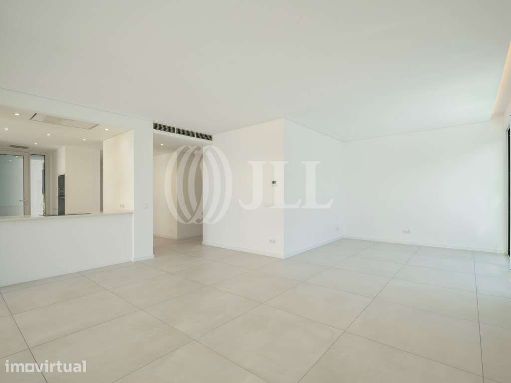 Apartamento T3, com varanda e estacionamento, no Algarve - Grande imagem: 3/30