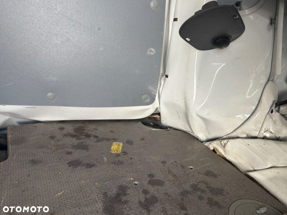 Opel Vivaro - 21