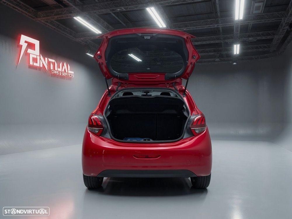 Peugeot 208 1.2 PureTech Allure - 8