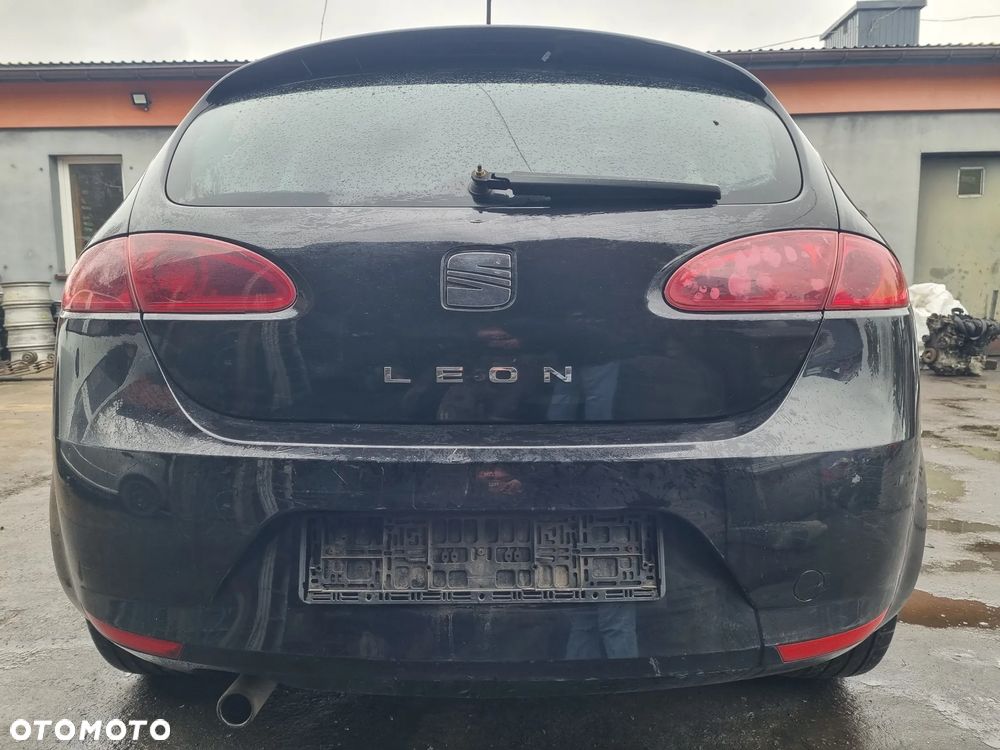 SEAT LEON II 05-09 2007 r. 5D HB LC9Z zderzak tył tylny * - 1