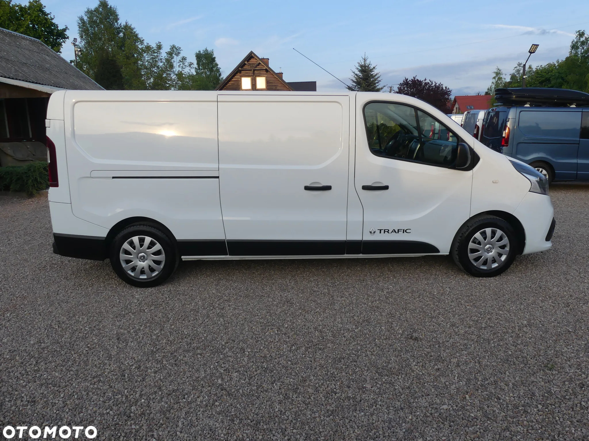 Renault TRAFIC - 29