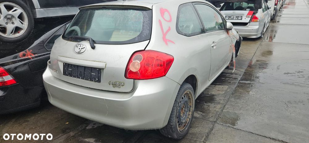TOYOTA AURIS E15 2.0 D4D 1AD-FTV 06-09 -KLAPA BAGAŻNIKA 1C0 - 2