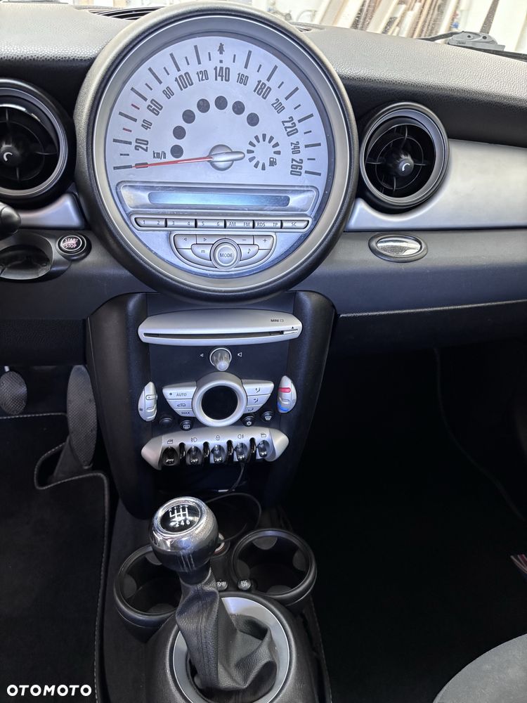 MINI ONE - 5