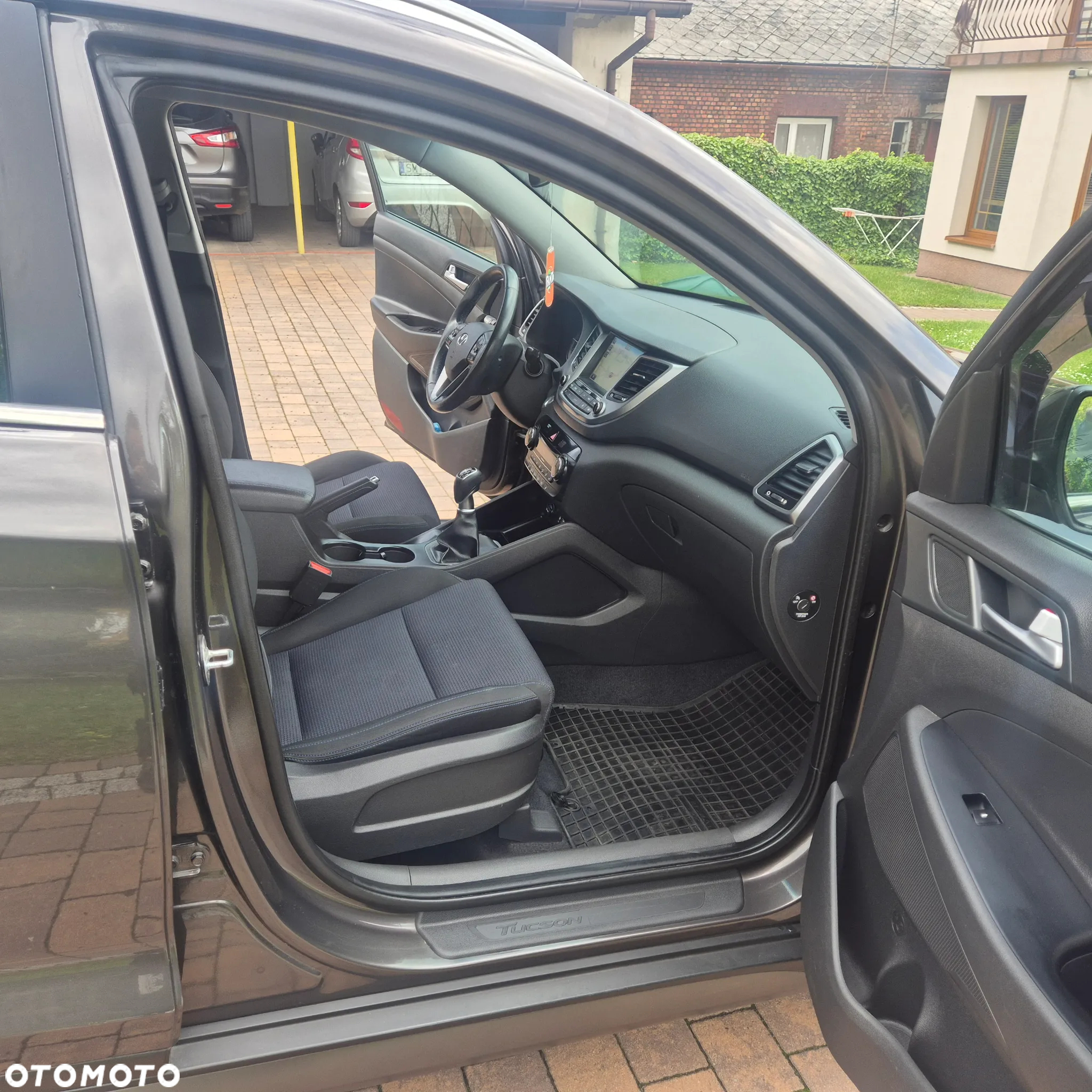 Hyundai Tucson 1.7 CRDI BlueDrive Comfort 2WD - 16