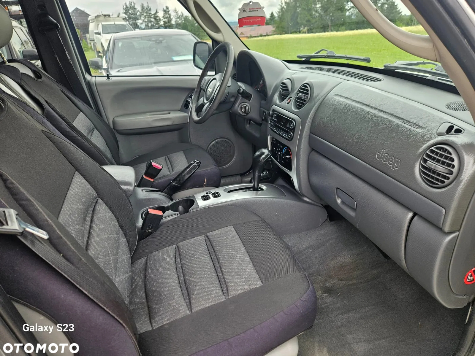 Jeep Cherokee 2.8 CRD Automatik Limited - 11