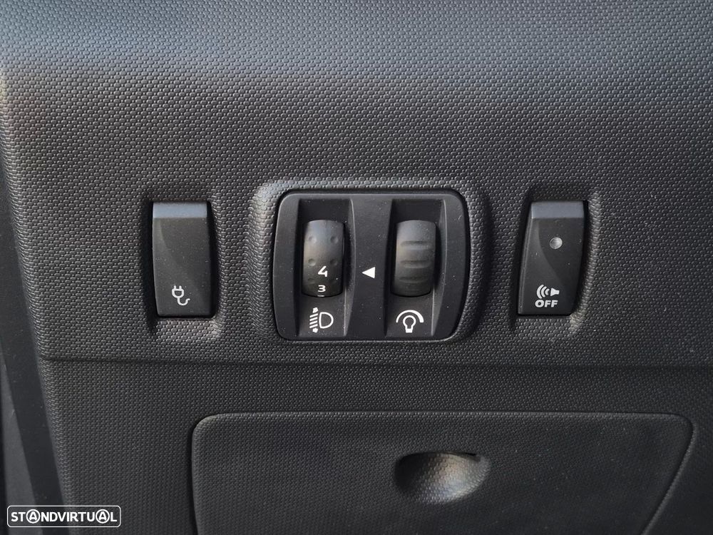 Renault Zoe (c/ Bateria) Limited 40 - 23