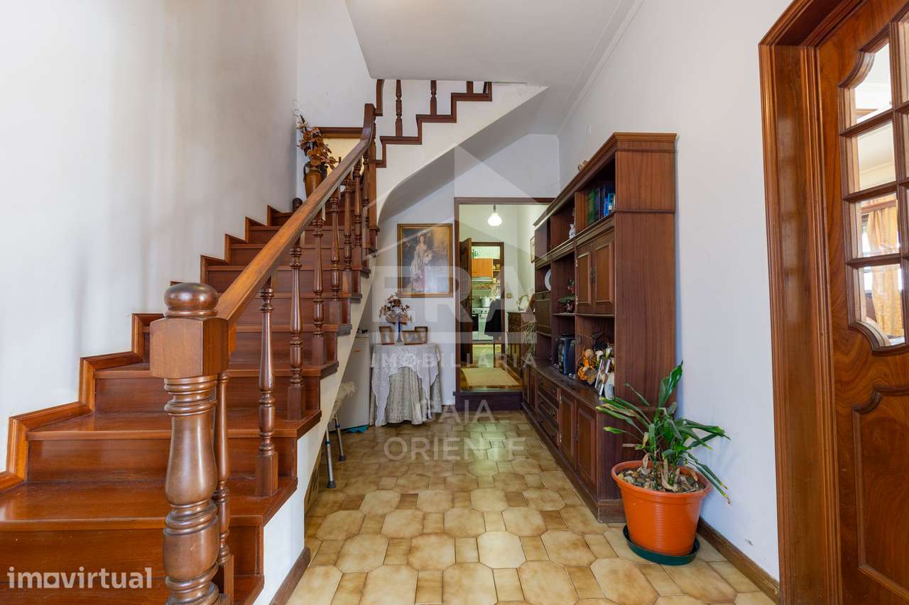 Moradia T4 com jardim em Perosinho - Grande imagem: 5/41