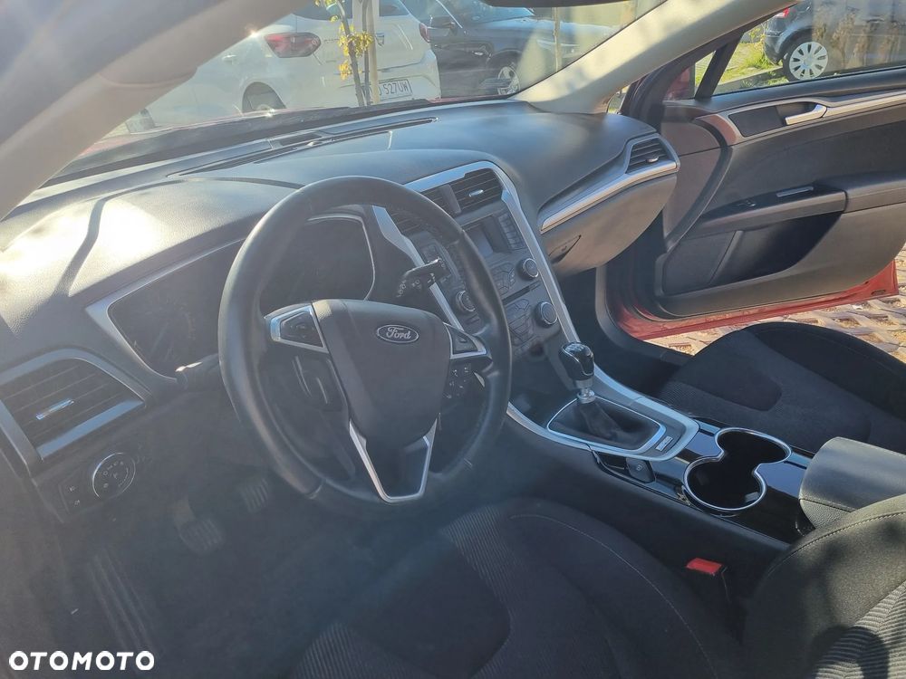 Ford Mondeo 1.5 EcoBoost Ambiente - 14