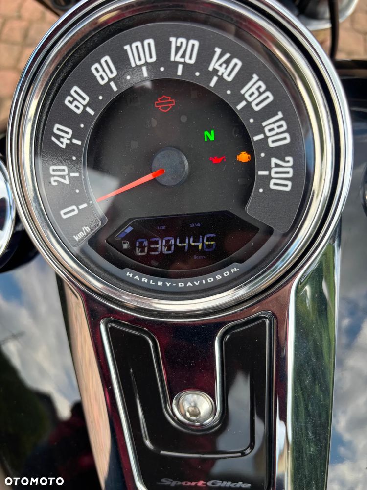 Harley-Davidson Softail Sport Glide - 12