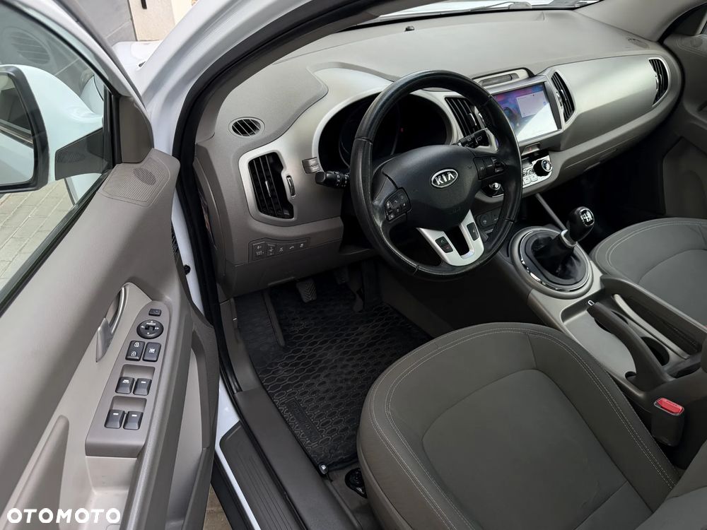 Kia Sportage - 13