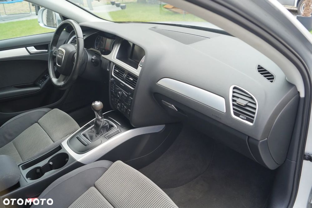 Audi A4 Avant 2.0 TDI DPF Ambition - 34