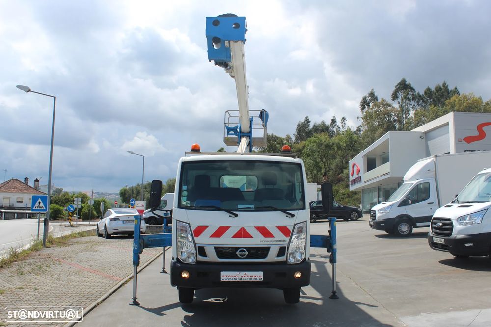 Nissan CABSTAR NT400 // CESTO ELEVATÓRIO - 2