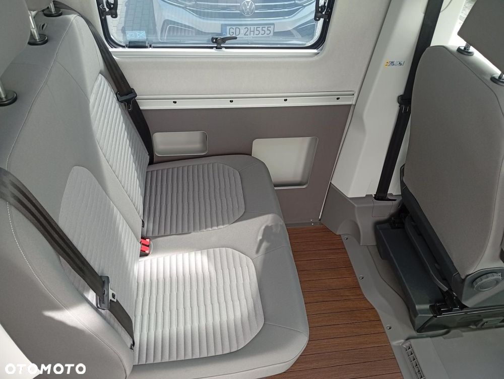 Volkswagen Grand California - 27