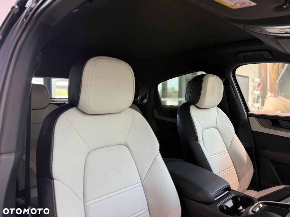Porsche Cayenne Black Edition - 33