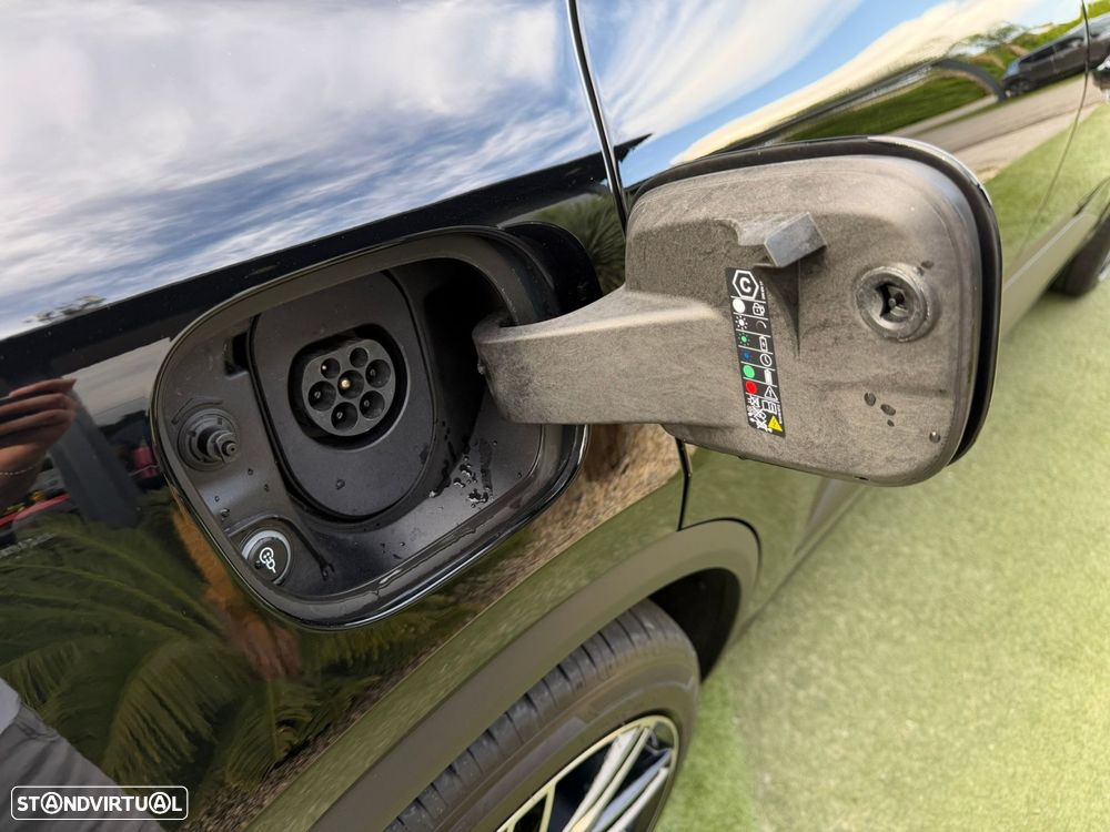 Porsche Macan Electric 4 - 12