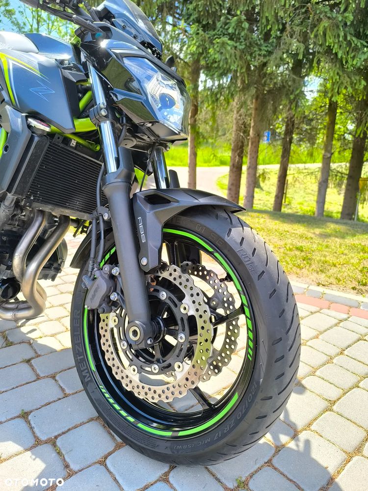 Kawasaki Z 650 - 6