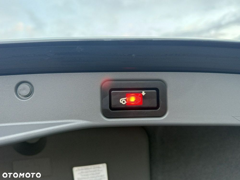 BMW Seria 7 730d - 24