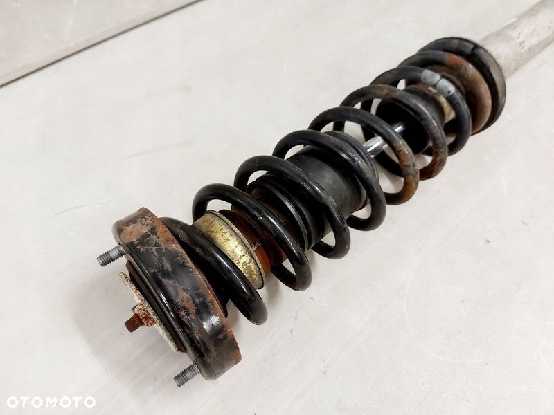 bmw e61 3.0 d amortyzator prawy tył sprężyna prawa tylna 1093646 - 2