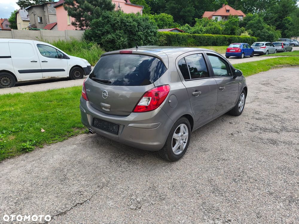 Opel Corsa 1.4 16V Color Edition - 17