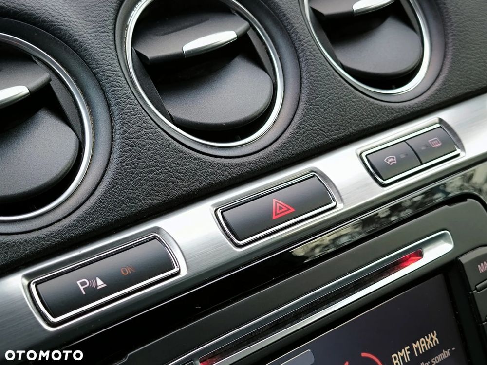 Ford Galaxy 2.0 TDCi Titanium - 16