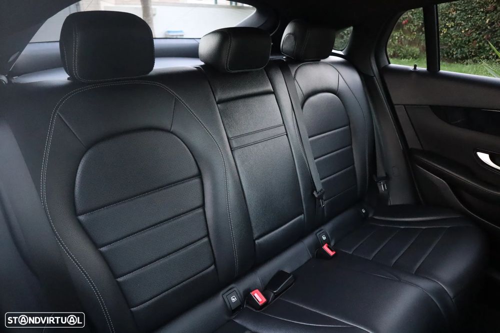 Mercedes-Benz GLC 300 e Coupé 4Matic - 25