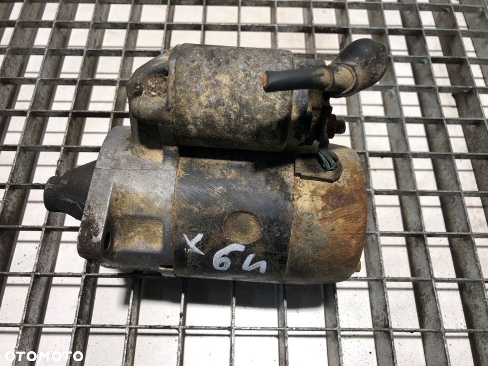 ROZRUSZNIK  SUZUKI SAMURAI samochód terenowy otwarty (SJ_) 1988 - 2004 1.3 Napęd na wszystkie - 1