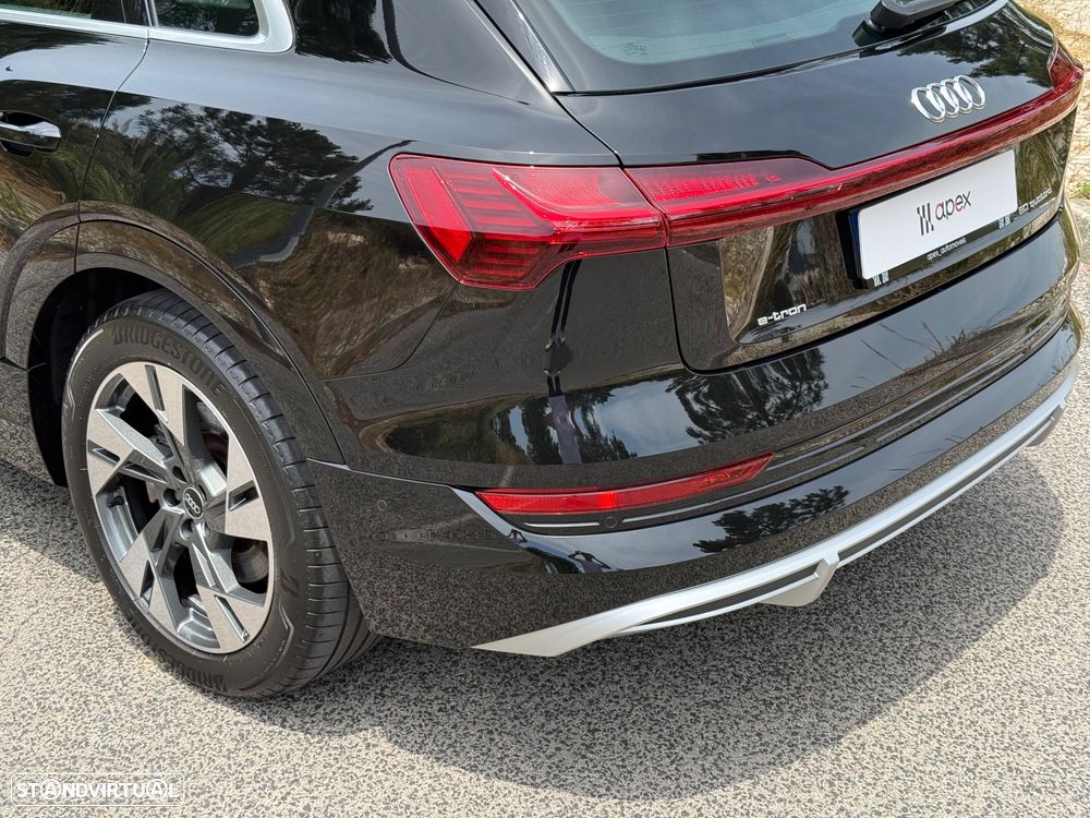 Audi e-tron 50 quattro S line - 12