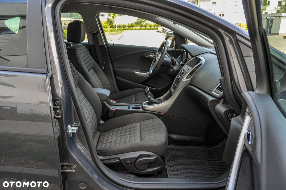 Opel Astra - 11