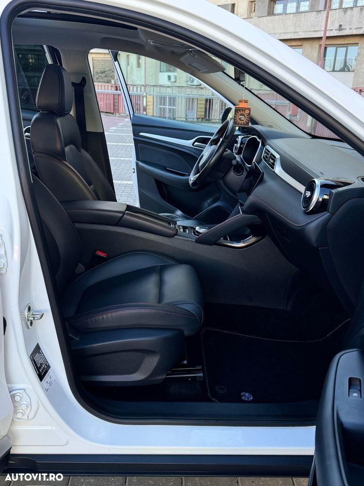 MG ZS EV Standard Luxury - 19