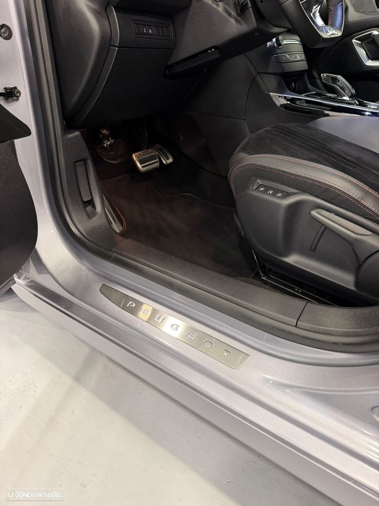 Peugeot 308 BlueHDi FAP 130 EAT8 Stop & Start GT - 17