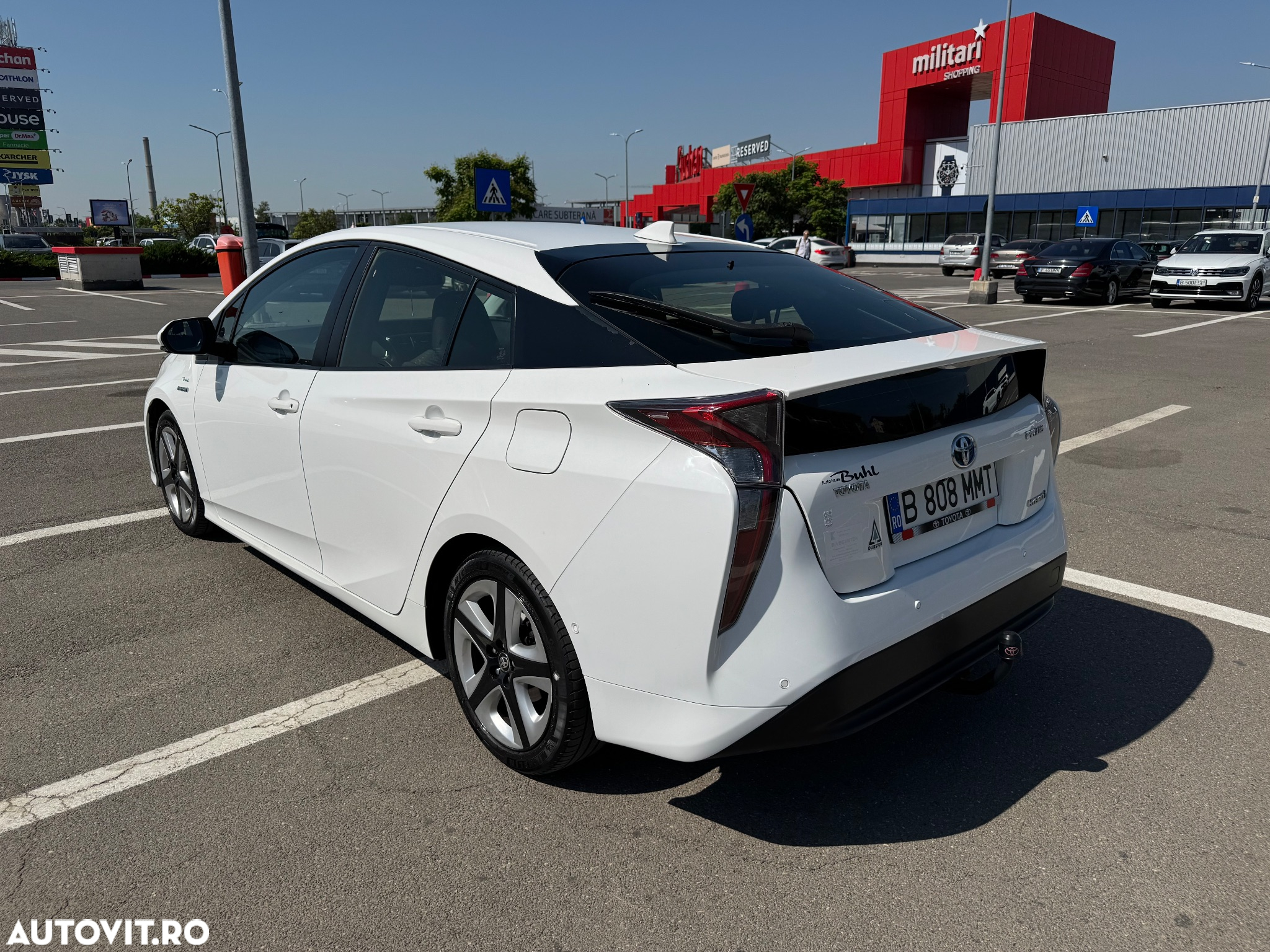 Toyota Prius (Hybrid) Executive - 15