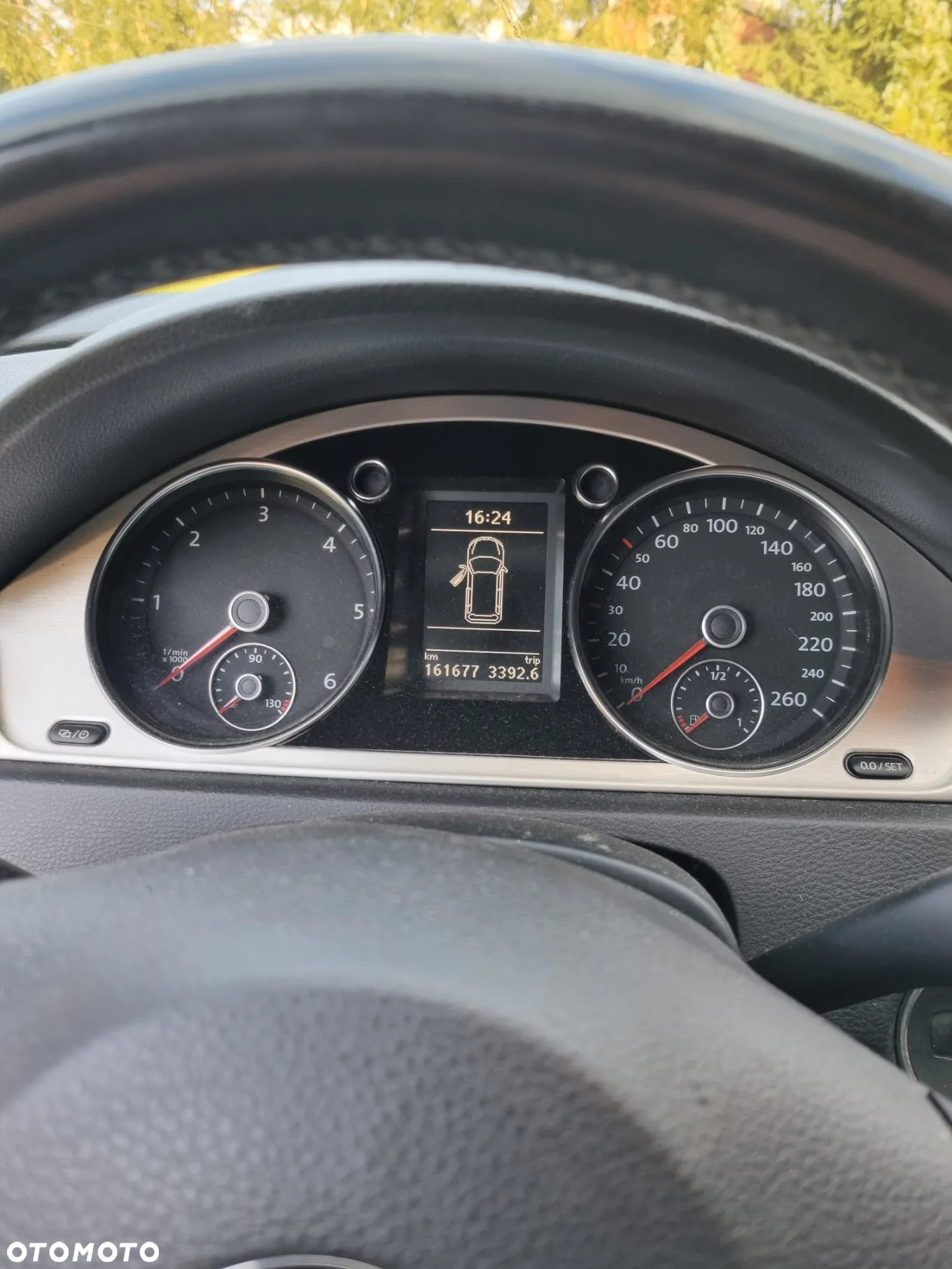 Volkswagen Passat - 8