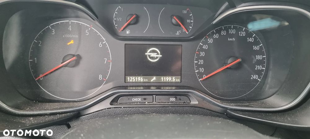 Opel Combo 1.5 D Start/Stop Ultimate - 10
