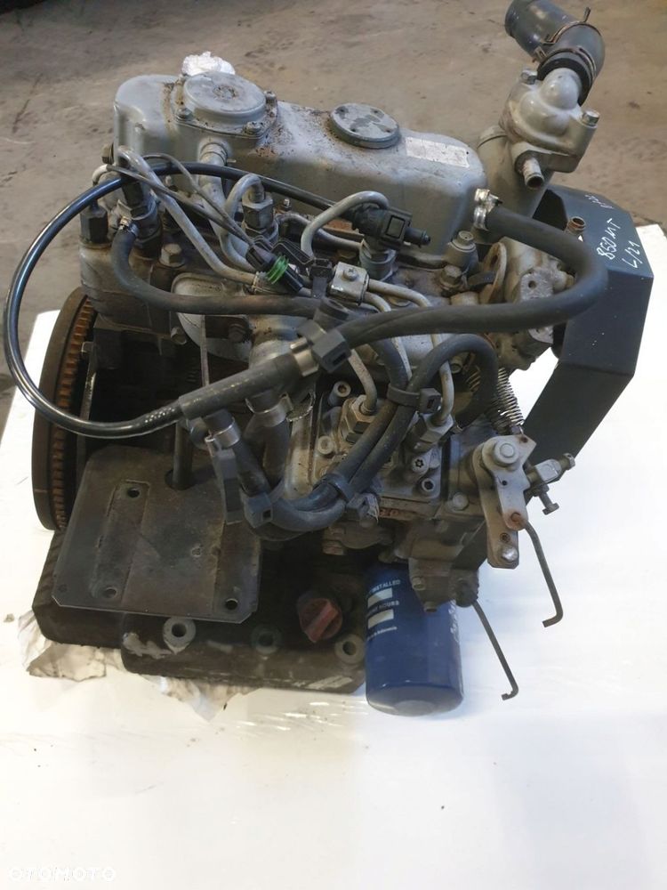 Silnik KUBOTA D722 - 4