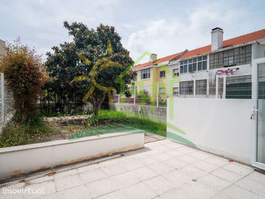 Apartamento T1 Tot. Remodelado Olival Basto Terraço 80m2 - Grande imagem: 3/40