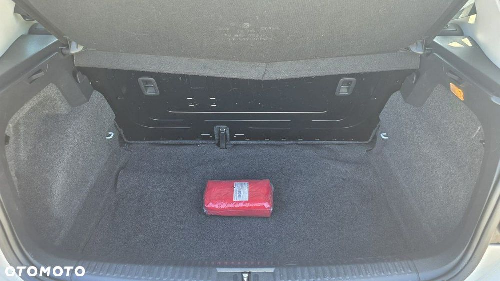 Volkswagen Polo - 19