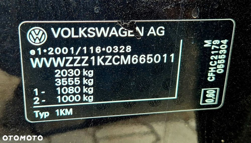 Volkswagen Golf 2.0 TDI DPF BlueMotion Technology Comfortline - 34