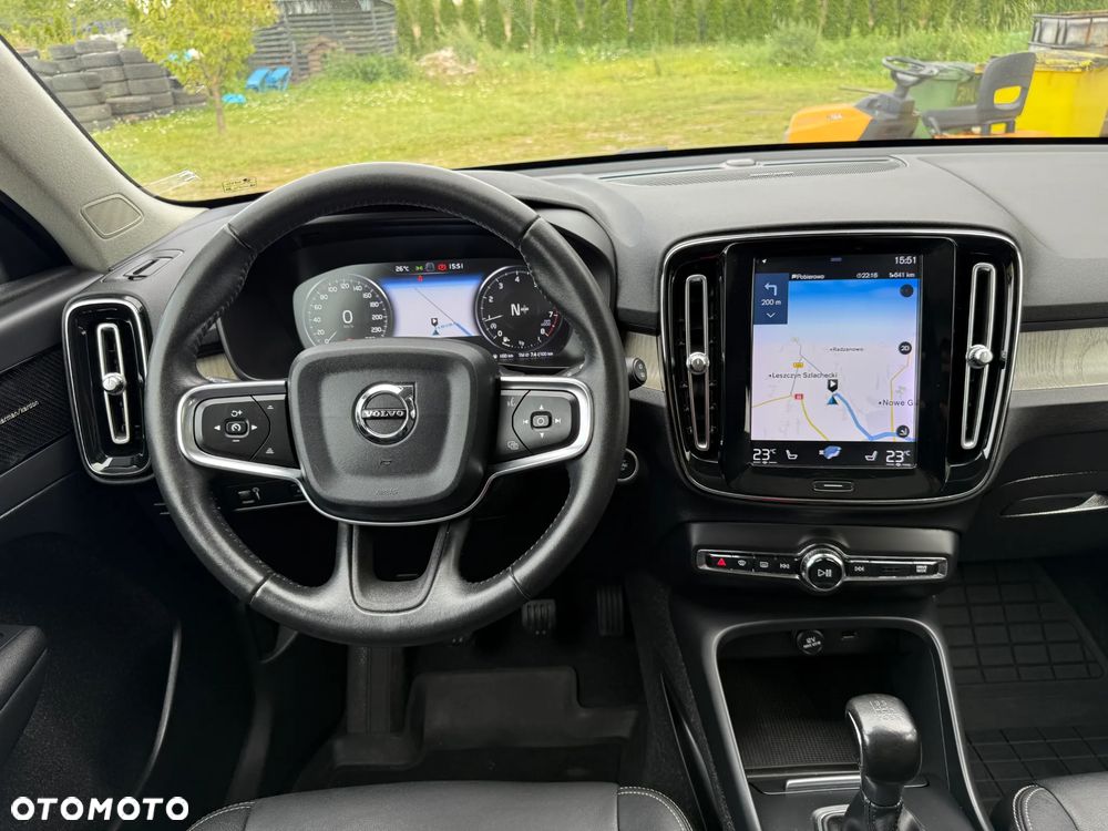 Volvo XC 40 T3 Inscription - 27