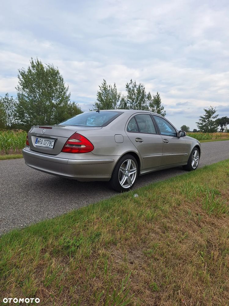 Mercedes-Benz Klasa E - 7
