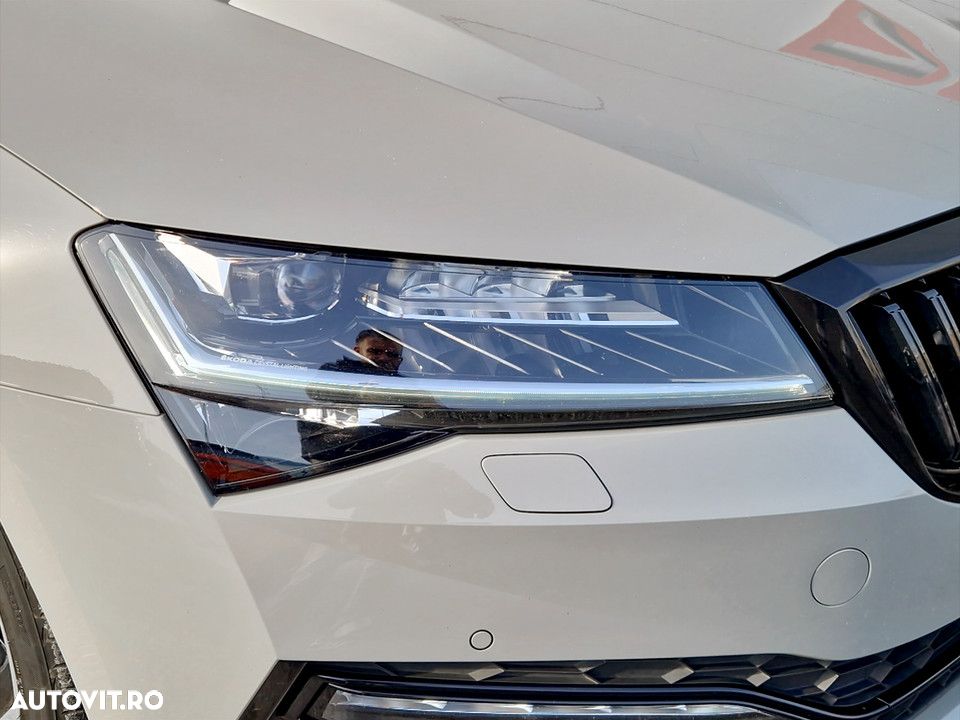 Skoda Superb 2.0 TSI DSG Sportline - 9