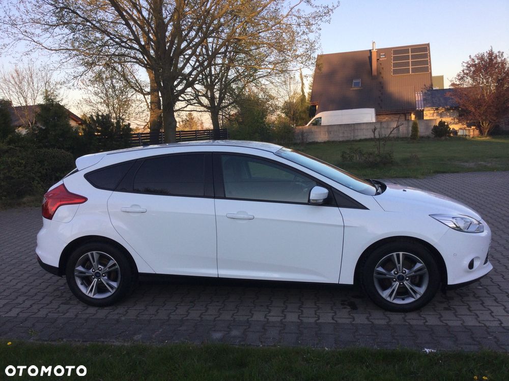 Ford Focus 1.0 EcoBoost STart-Stopp-System TITANIUM - 6