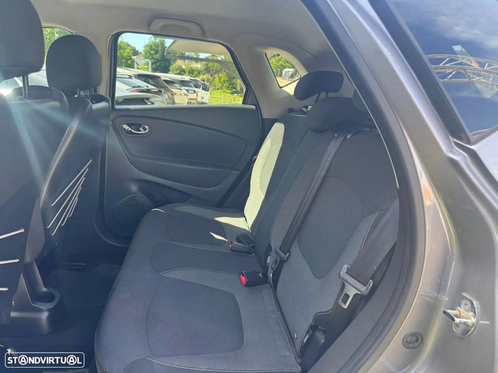 Renault Captur 1.5 dCi Exclusive - 16