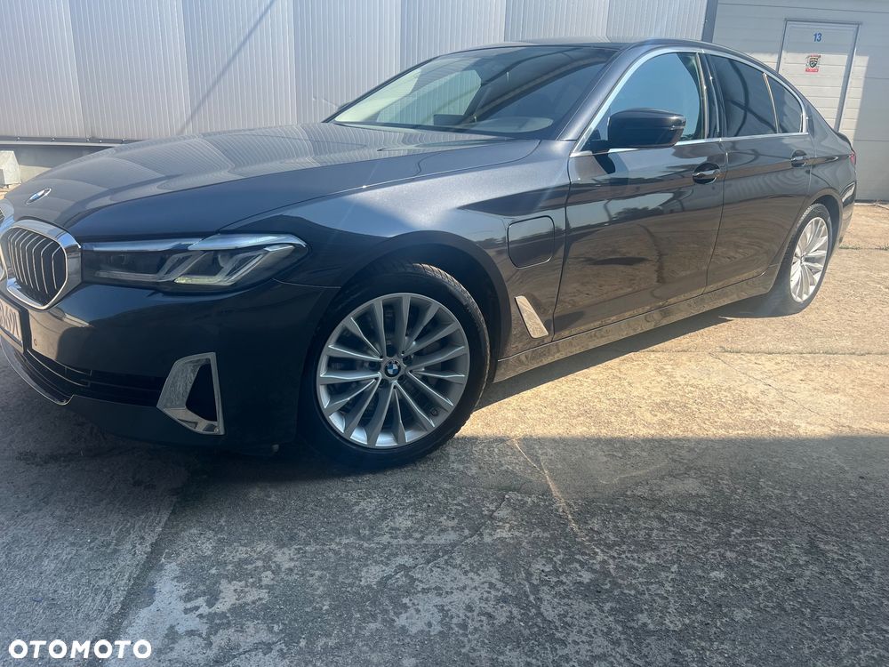 BMW Seria 5 530e iPerformance GPF Luxury Line - 2