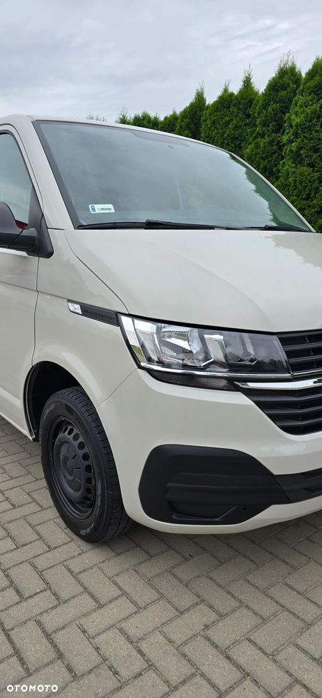 Volkswagen Transporter - 2