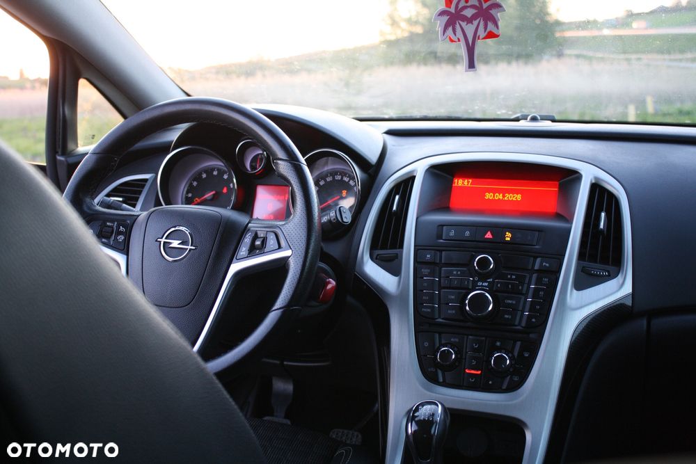 Opel Astra 1.6 Turbo Sport - 6