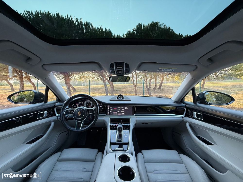 Porsche Panamera Sport Turismo 4 E-Hybrid - 3