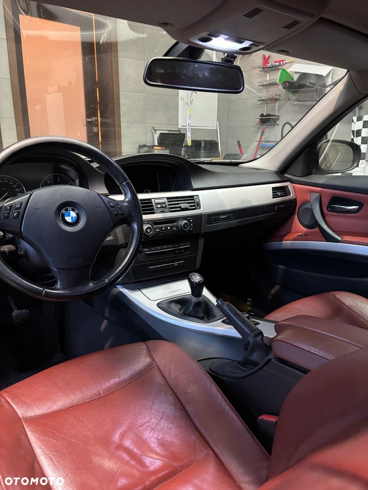 BMW Seria 3 320d - 3