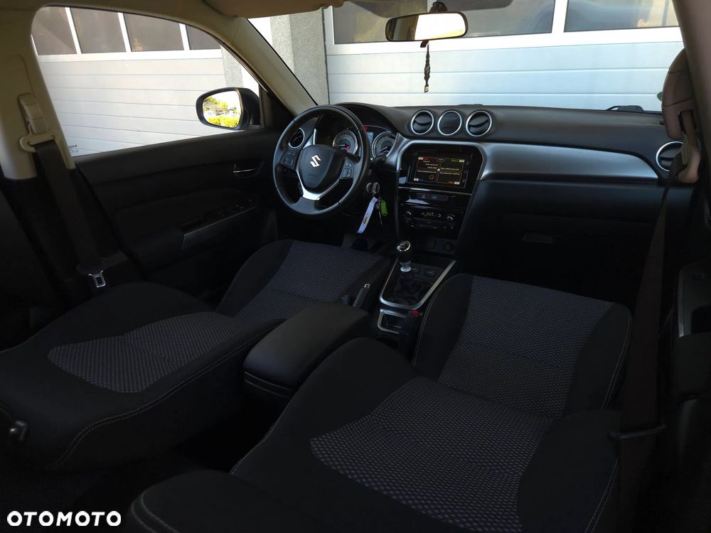 Suzuki Vitara 1.4 T Boosterjet S 2WD - 33