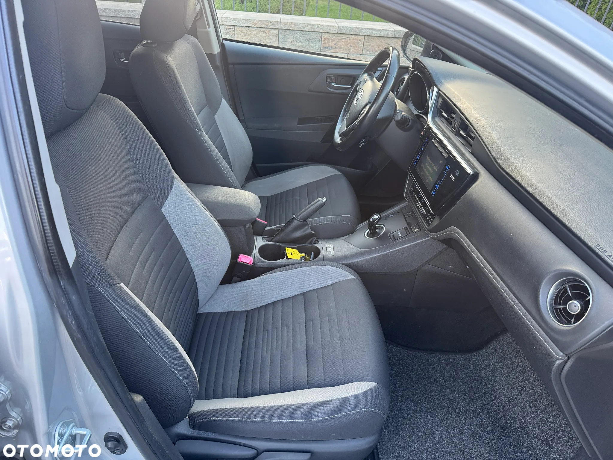 Toyota Auris 1.8 VVT-i Hybrid Automatik Comfort - 9