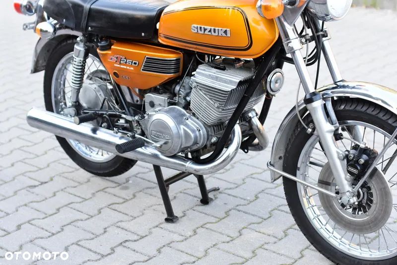 Suzuki Inny - 6